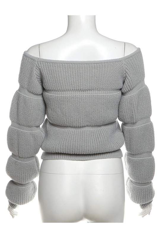 CROPPED CHUNKY KNIT SWEATER