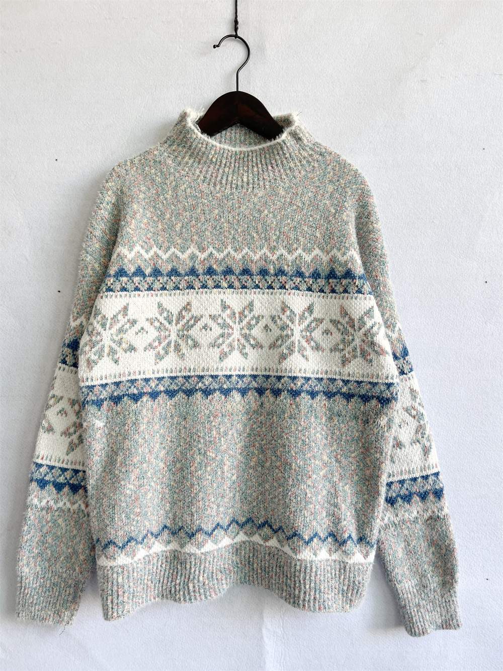 CHRISTMAS KNITWEAR  HALF TURTLENECK CHENILLE SNOWFLAKE SWEATER