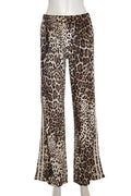 LEOPARD PRINT Elastic waistband high waist wide legged leopard print sweatpants.