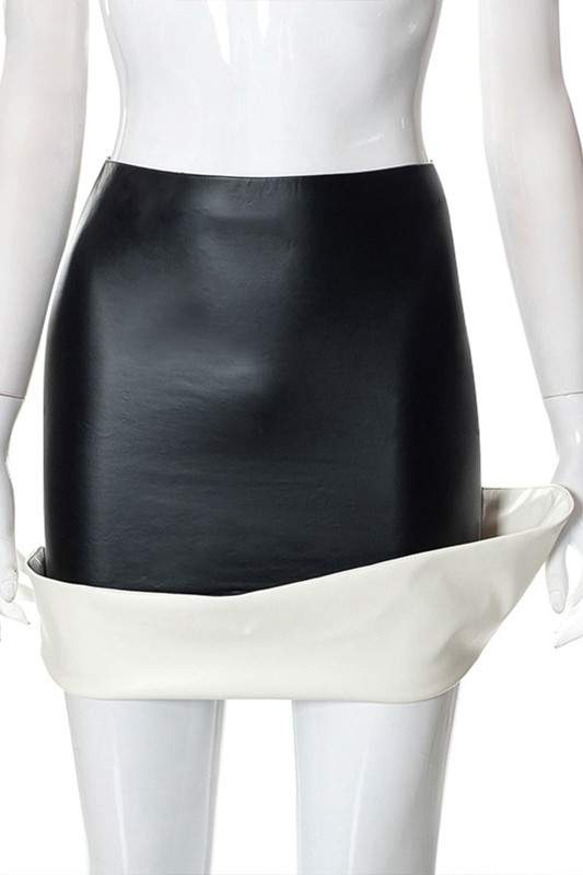 FAUX LEATHER MINI SKIRT