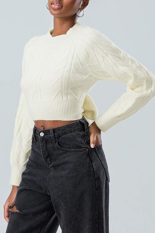 CABLE KNIT CROPPED SWEATER