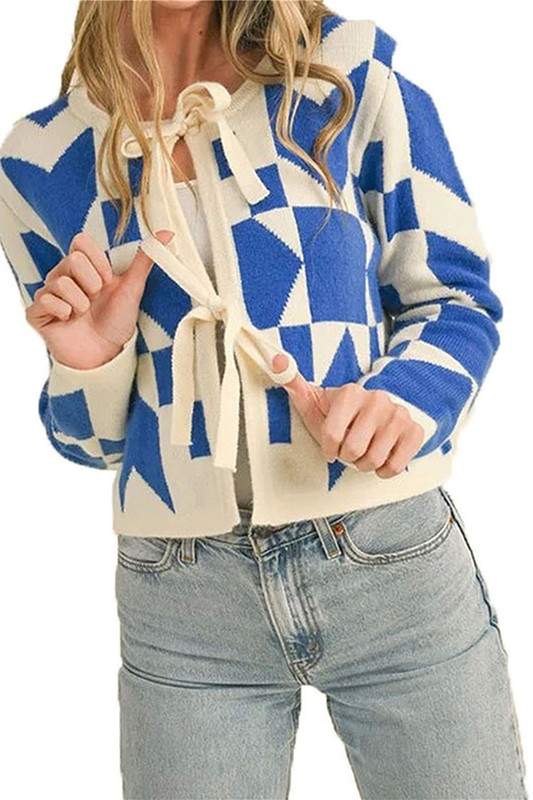 GEOMETRIC CHARM CARDIGAN