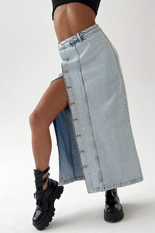 BUTTON DOWN DENIM LONG SKIRT