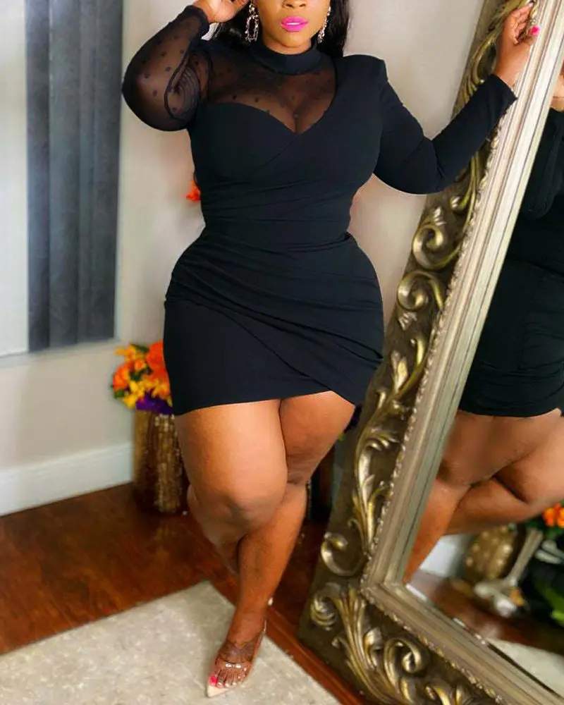 PLUS SIZE CONTRAST MESH RUCHED BODYCON DRESS