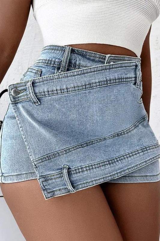 FASHION DENIM SHORTS