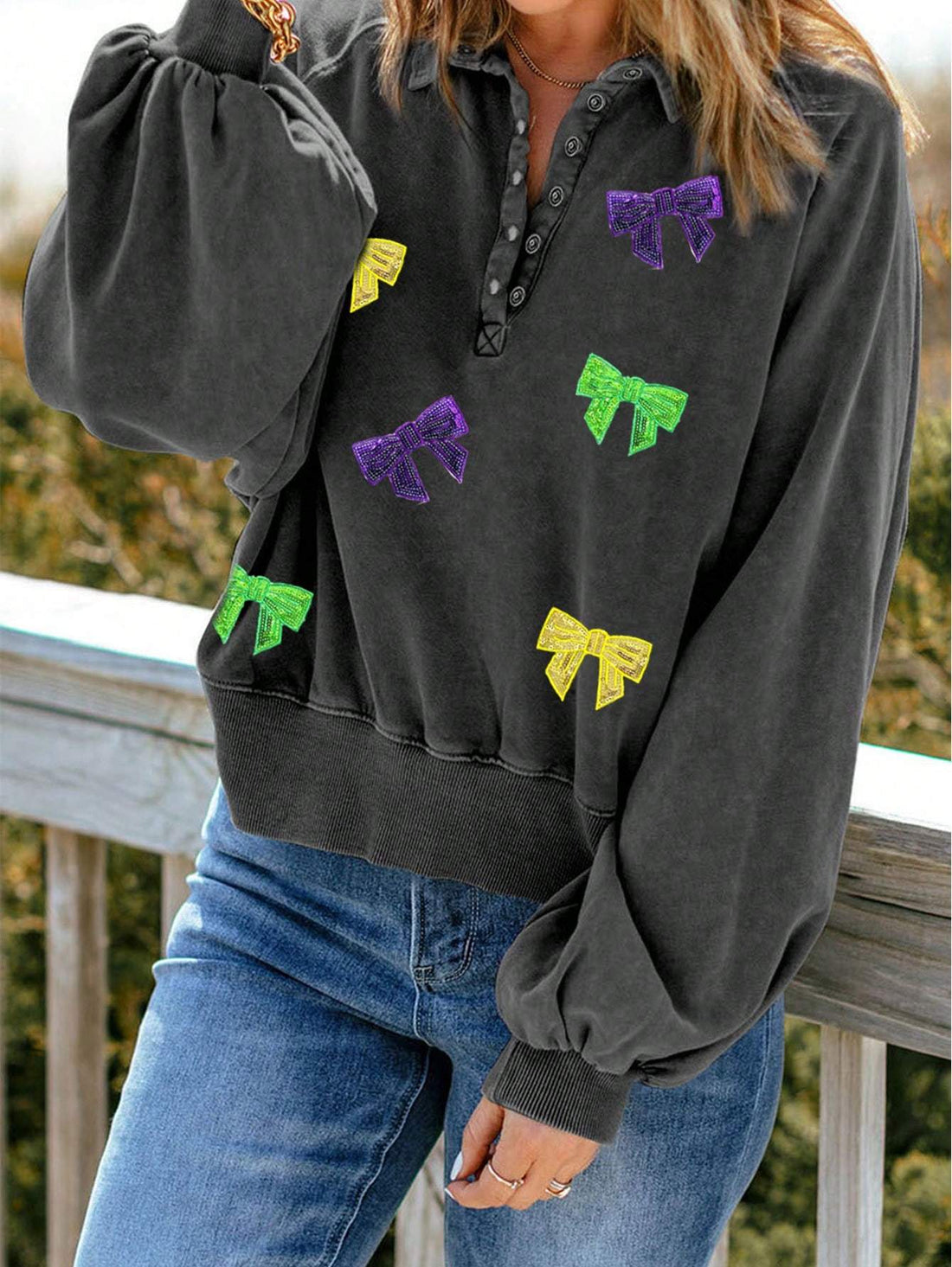 GLITTER MARDI GRAS BOWKNOT GRAPHIC HALF BUTTON RAGLAN SLEEVE SWEATSHIRT