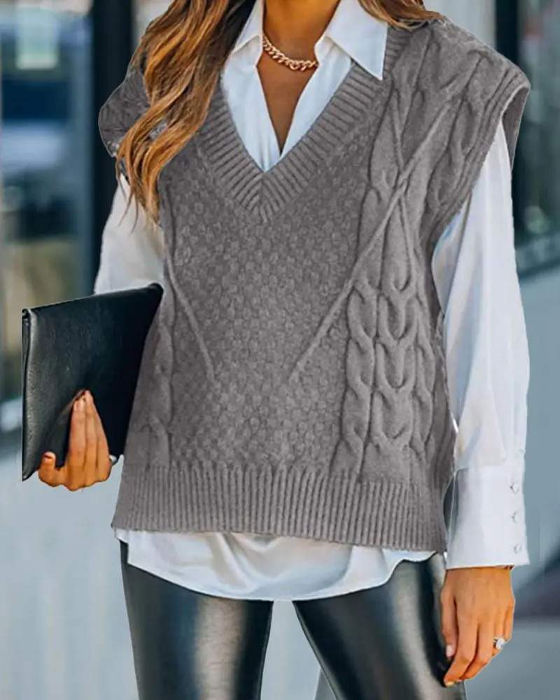 V NECK CABLE KNIT SWEATER VEST